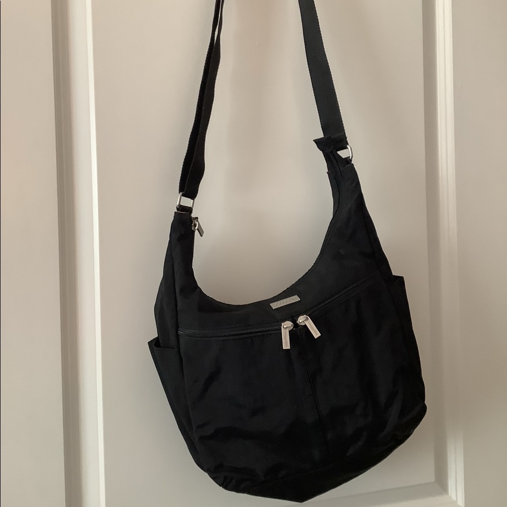 Baggallini black nylon crossbody purse